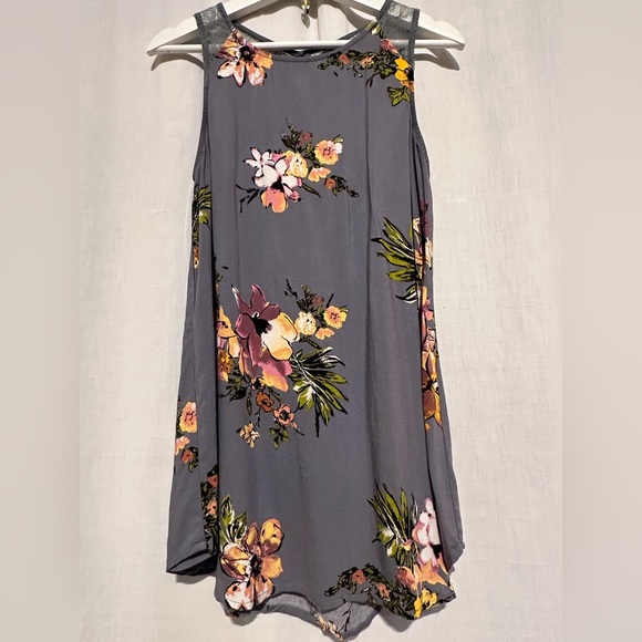 GYPSIES & MOONDUST - Women’s SHIFT Dress Floral Sz M - GRAY - Picture 1 of 13